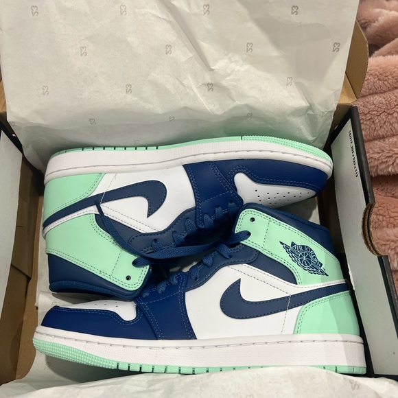 Jordan 1 blue mint - Picture 3 of 8